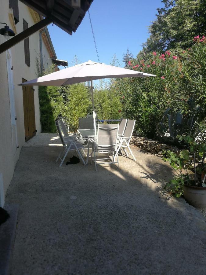 Mas Des Gardies Saint-Julien-de-Peyrolas Exterior photo